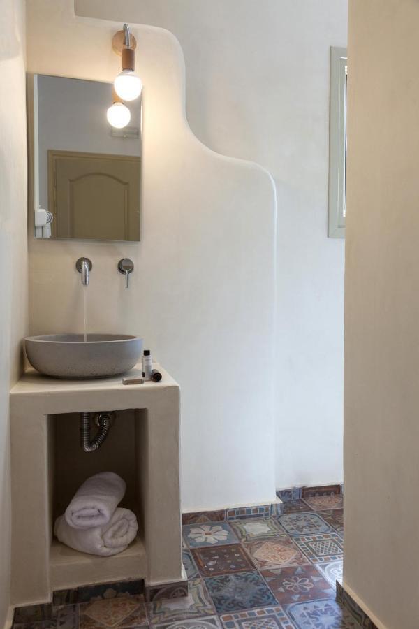 Muses Apartment Aegiali Bagian luar foto